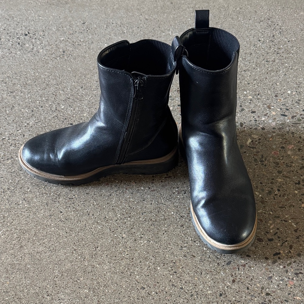 Art Class Laurel Chelsea Black Kids Boots